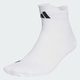 PERFORMANCE DESIGNED FOR SPORT ANKLE SOCKS