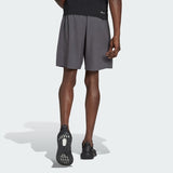 TRAIN ESSENTIALS WOVEN TRAINING SHORTS