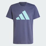 TRAIN ESSENTIALS FEELREADY LOGO TRAINING TEE