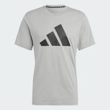 TRAIN ESSENTIALS FEELREADY LOGO TRAINING TEE