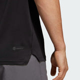 TRAIN ESSENTIALS SEASONAL STRETCH TRAINING TEE