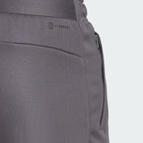 TRAIN ESSENTIALS SEASONAL TRAINING SHORTS