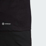 TRAIN ESSENTIALS FEELREADY LOGO TRAINING TEE