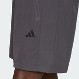 TRAIN ESSENTIALS WOVEN TRAINING SHORTS